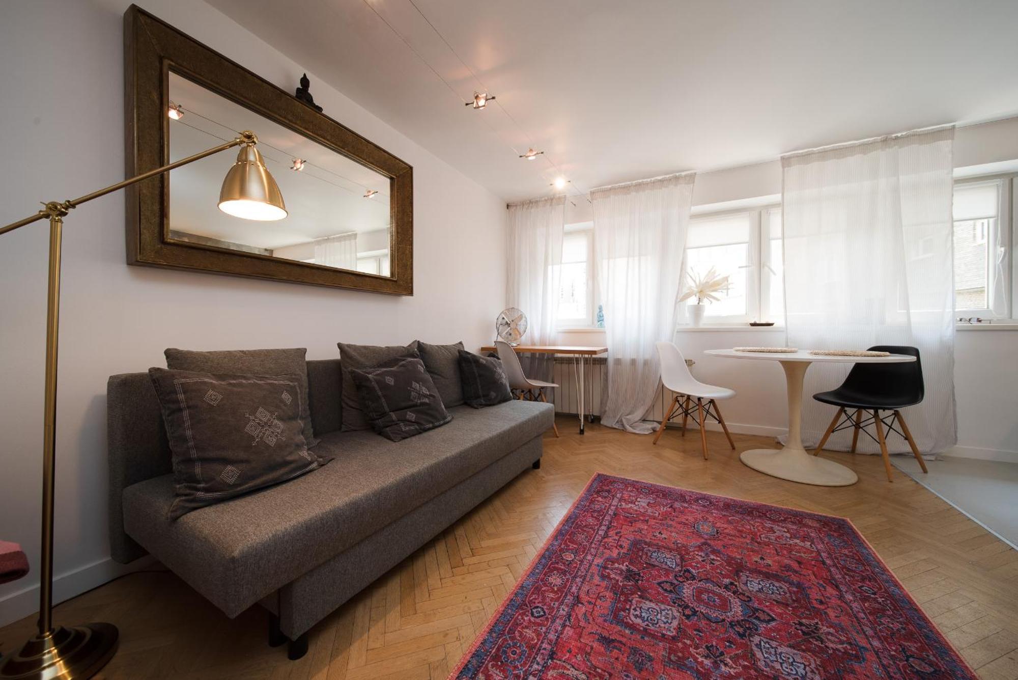 Appartement Wiejska 20 By Homeprime Warschau